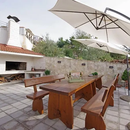 Javi Apartmán Trogir